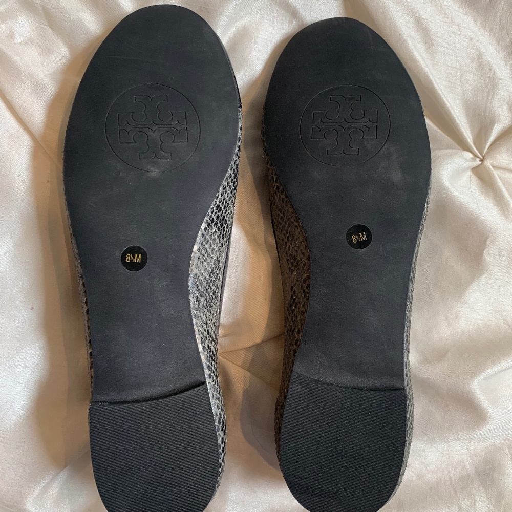 Tory Burch Black/Gray Snakeprint Patent/Leather Ballet Flats sz 8.5M - Picture 5 of 6